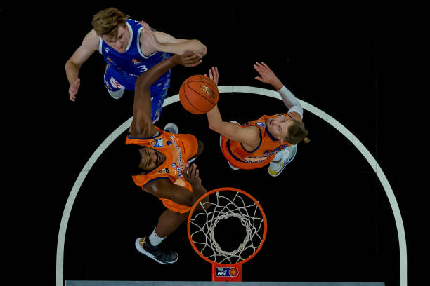 侧向移动 侧向移动